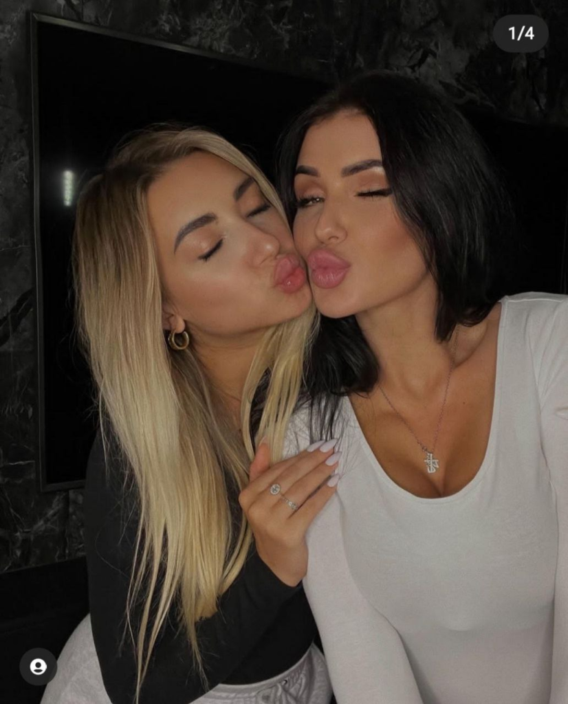 Maria Bondarenko and Oleksandra Savytska